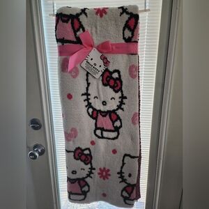 Hello Kitty throw